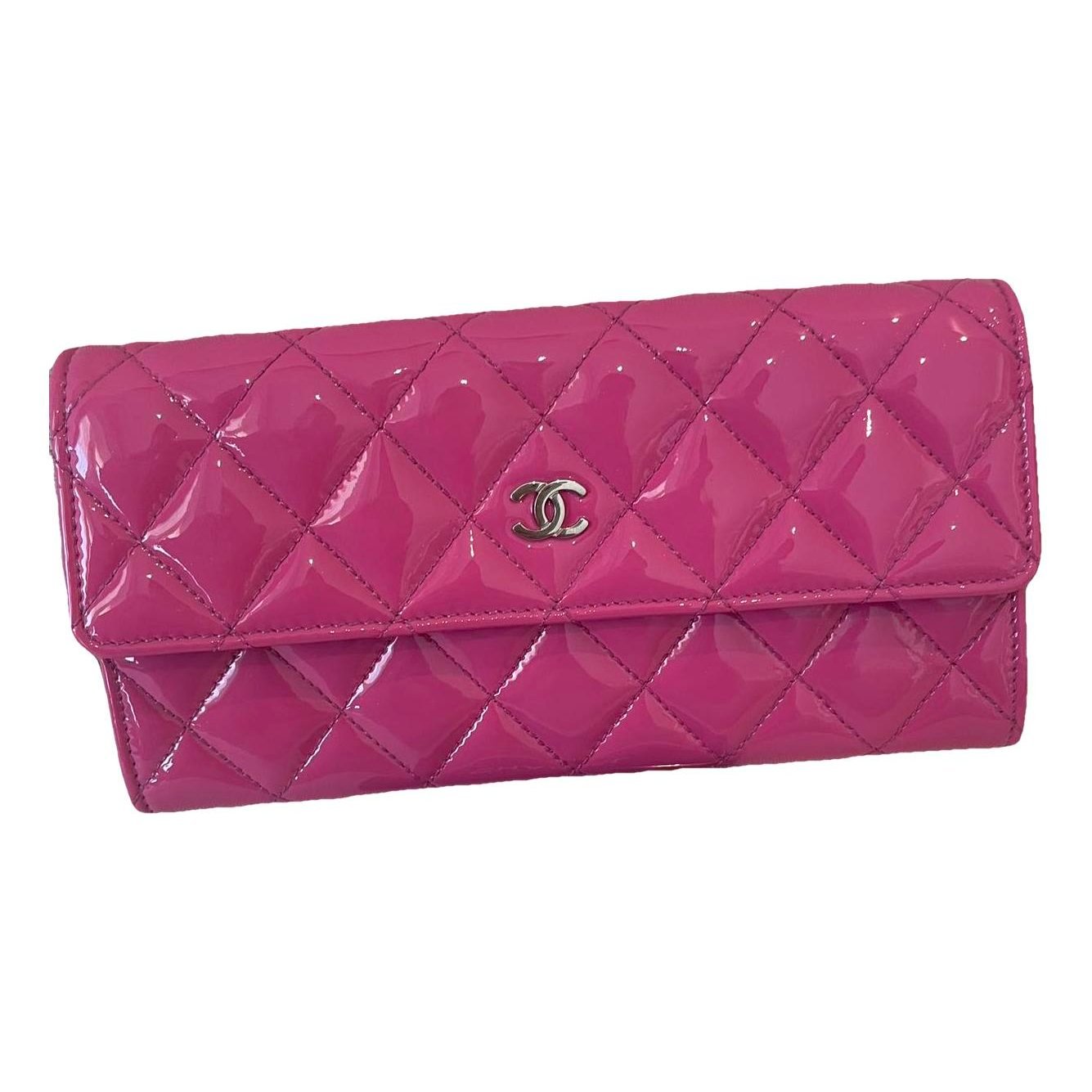 Patent leather clutch bag