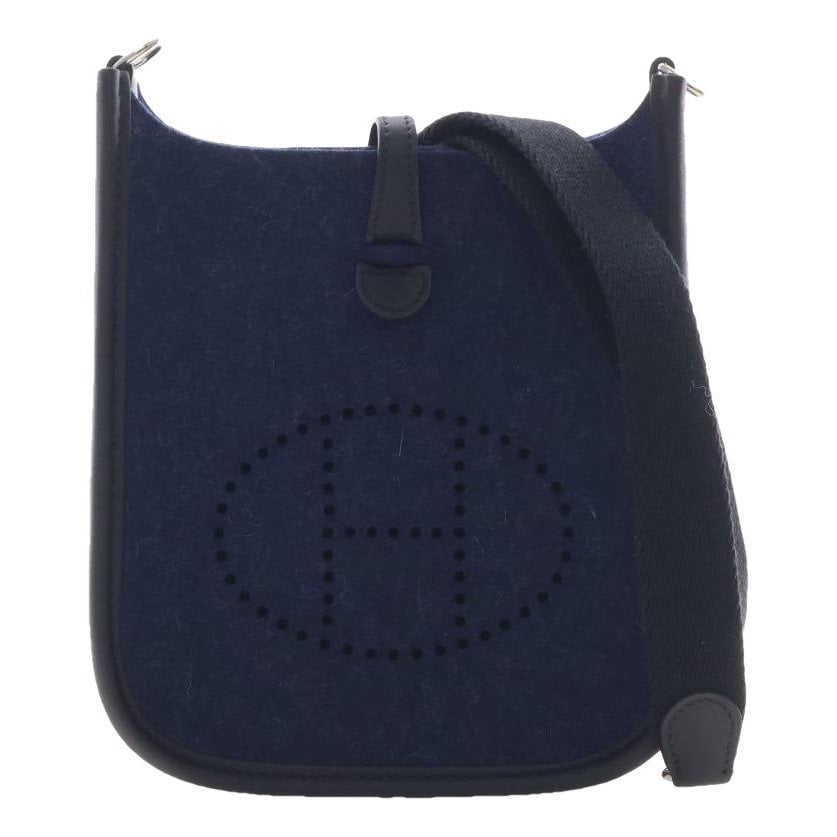 Evelyne wool crossbody bag