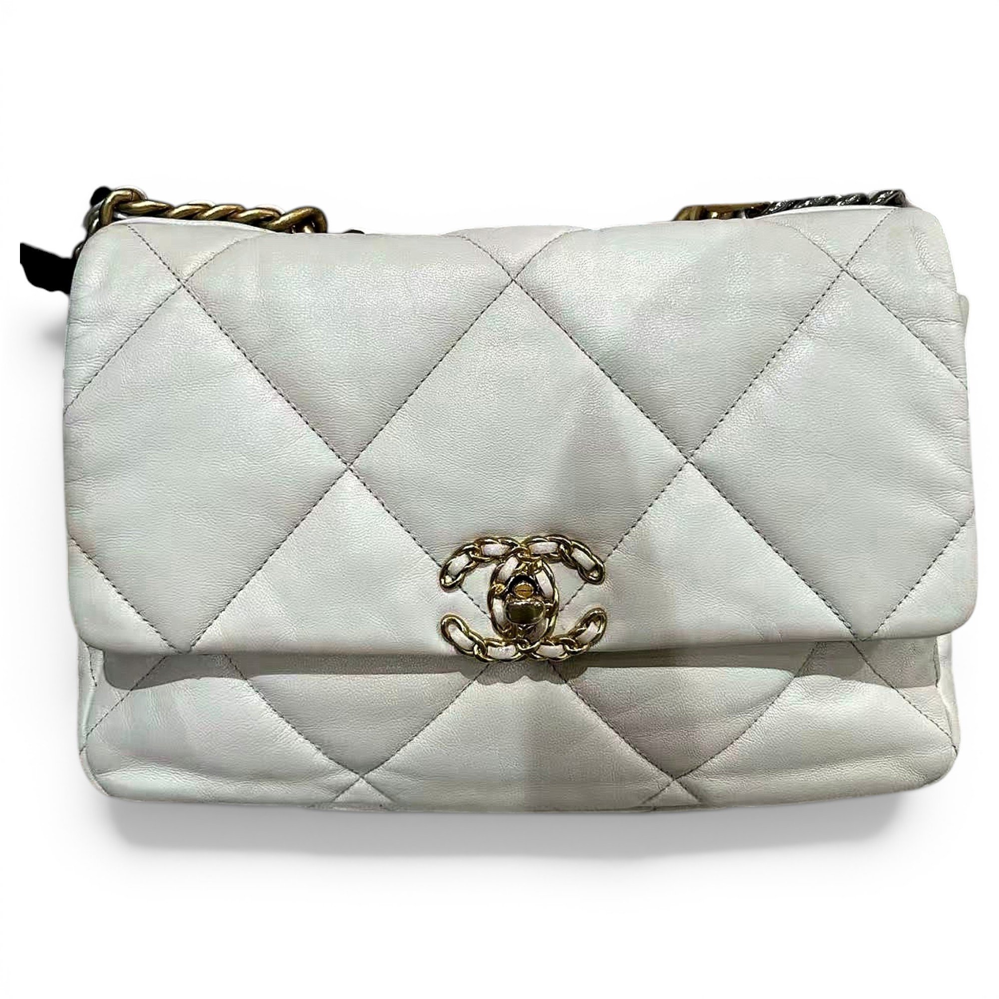 Chanel 19 leather handbag