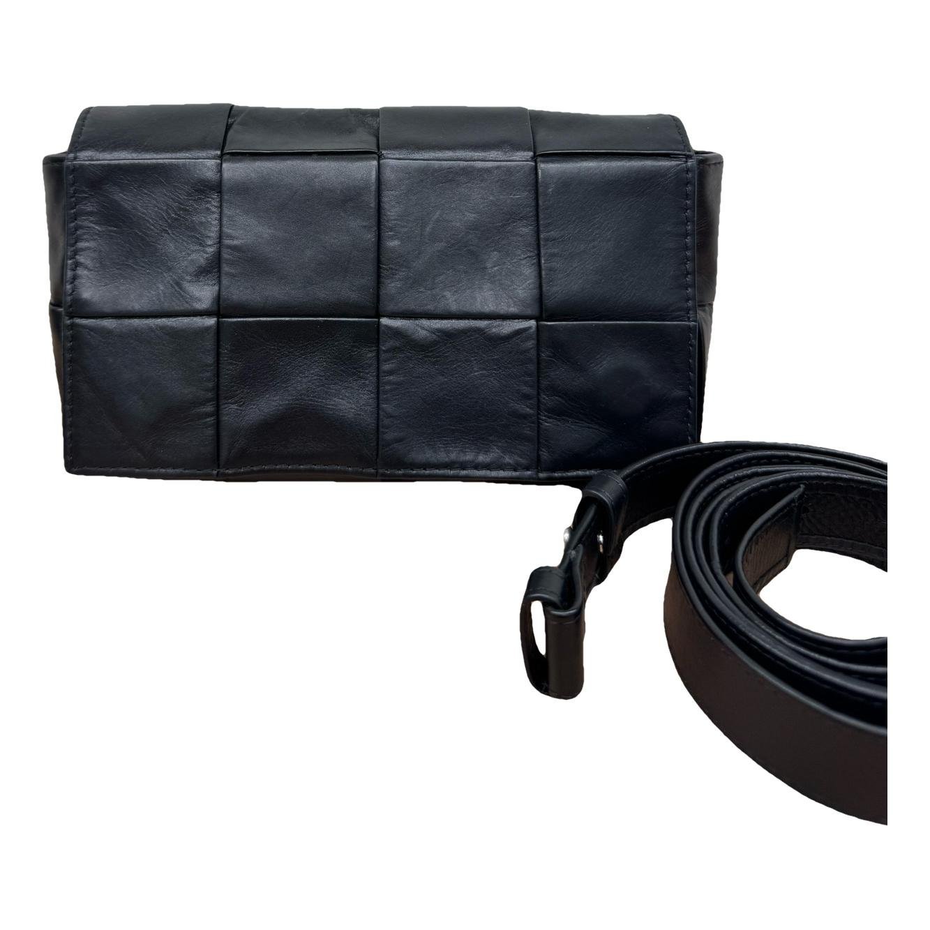 Cassette leather handbag