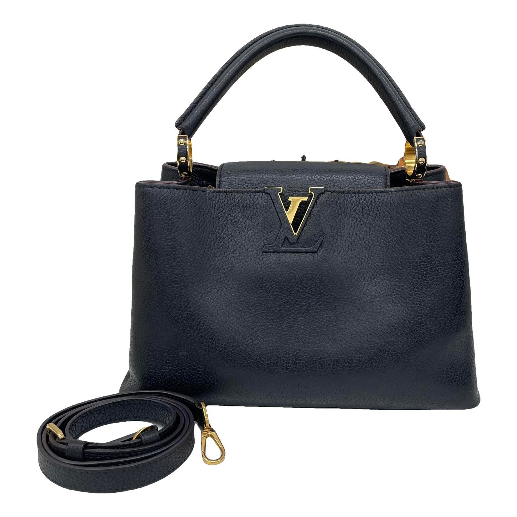 Capucines leather handbag
