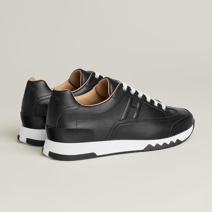 Noir Trail Sneaker