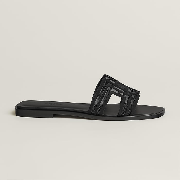 Noir Oran Sandal