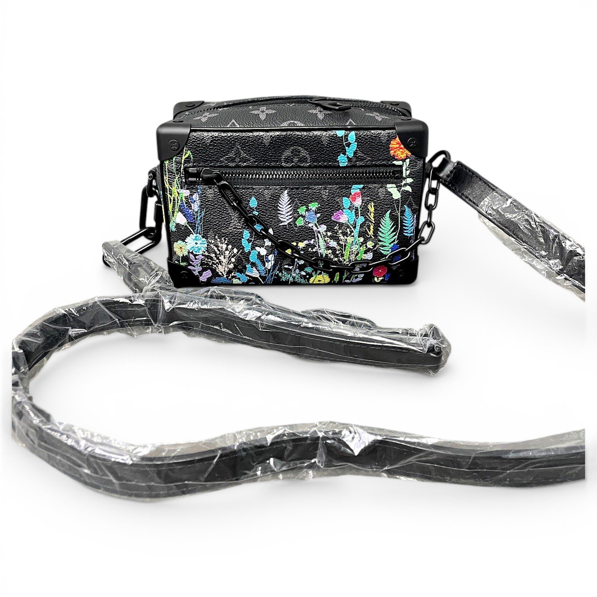 Side Trunk leather handbag