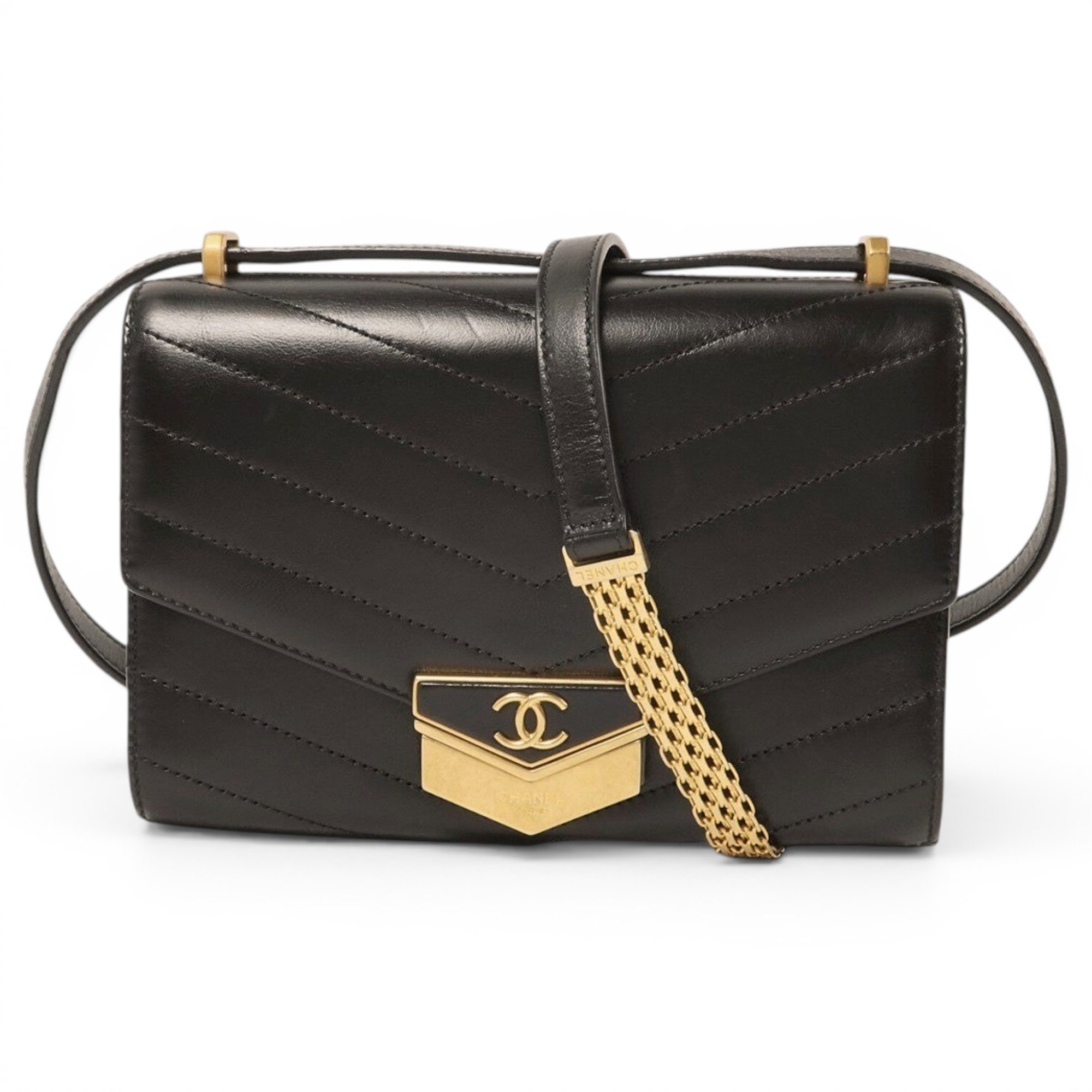 Wallet On Chain Double C leather crossbody bag