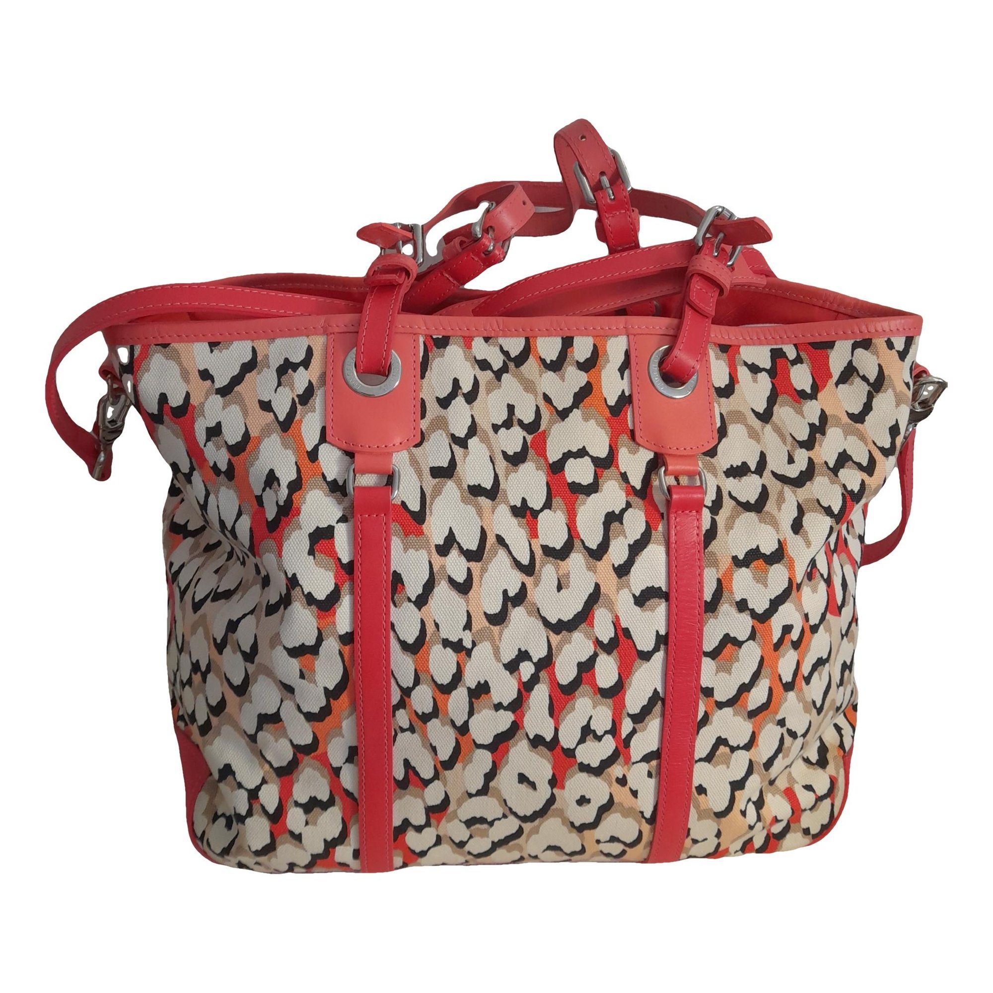 3D leather handbag