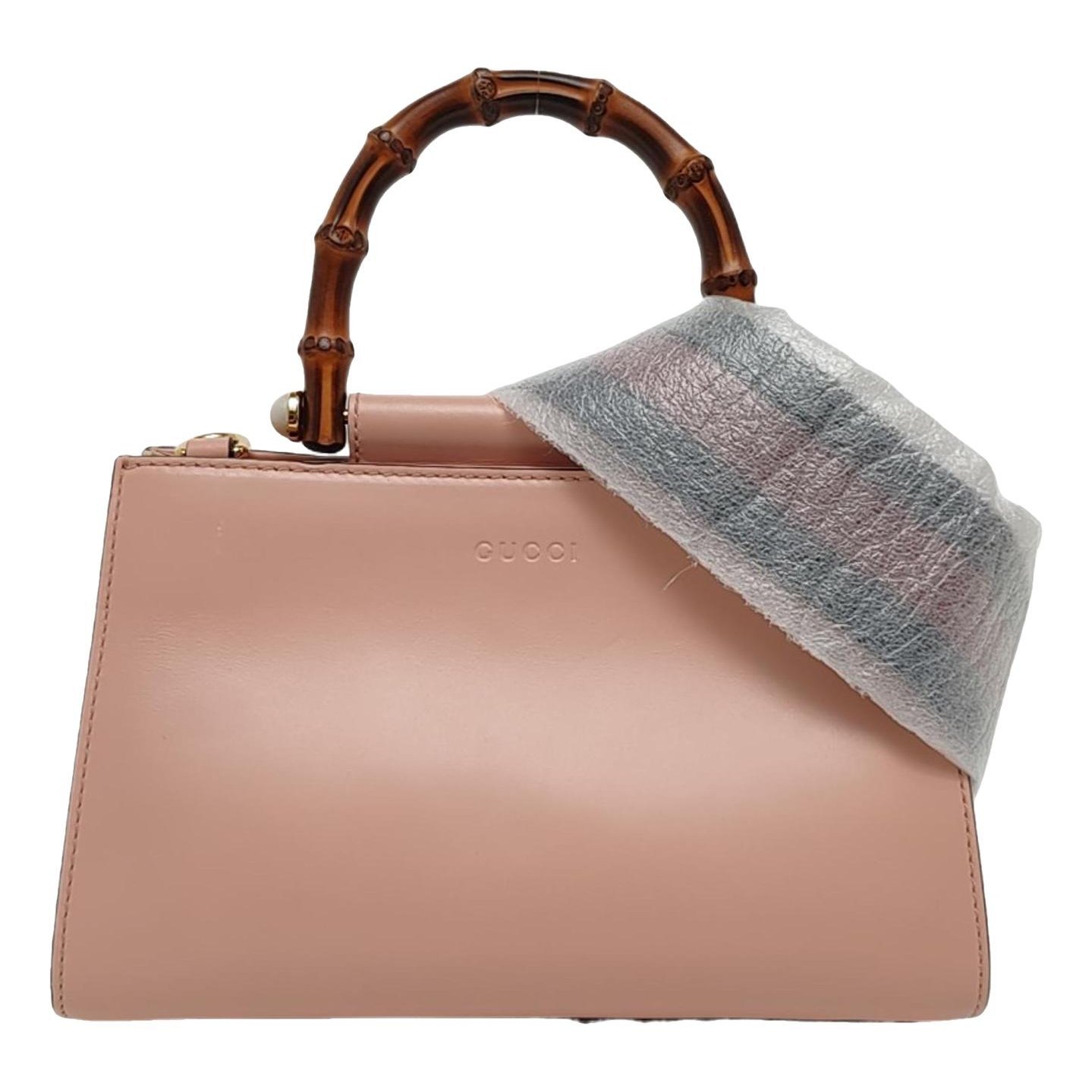 Nymphaea leather handbag