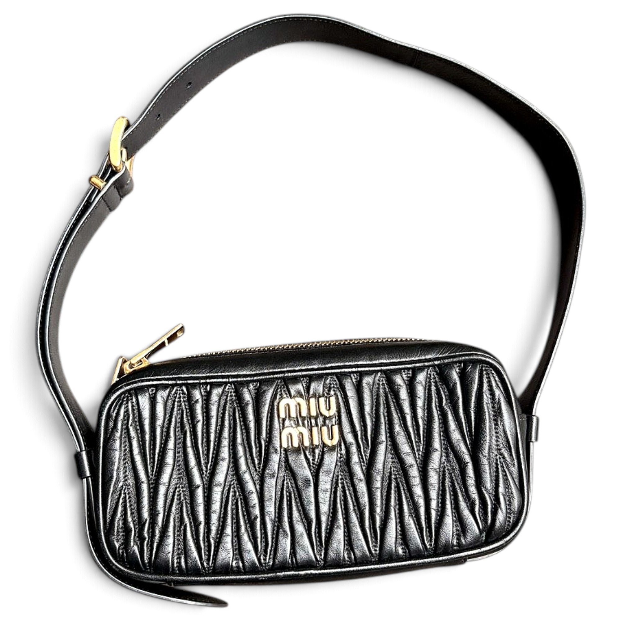 Matelassé leather handbag