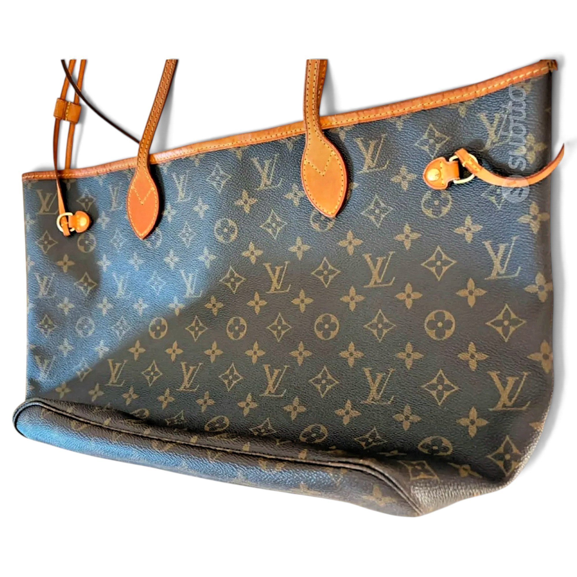 Louis Vuitton Neverfull leather tote
