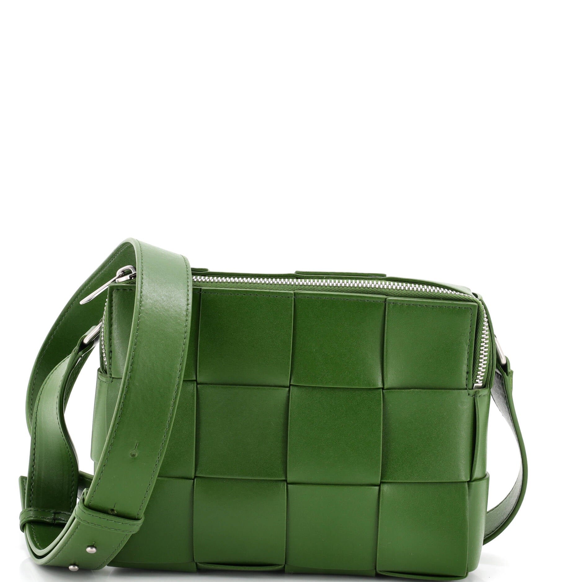 Cassette Zip Camera Crossbody Bag Maxi Intrecciato Leather