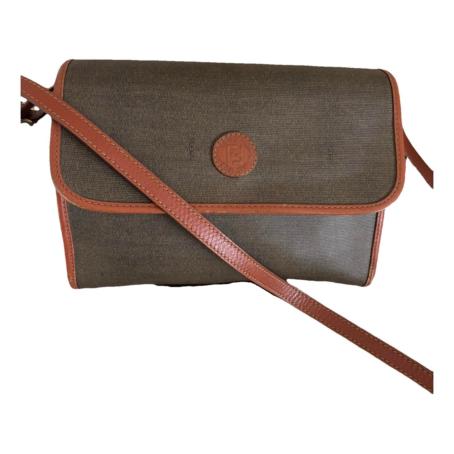 Leather crossbody bag
