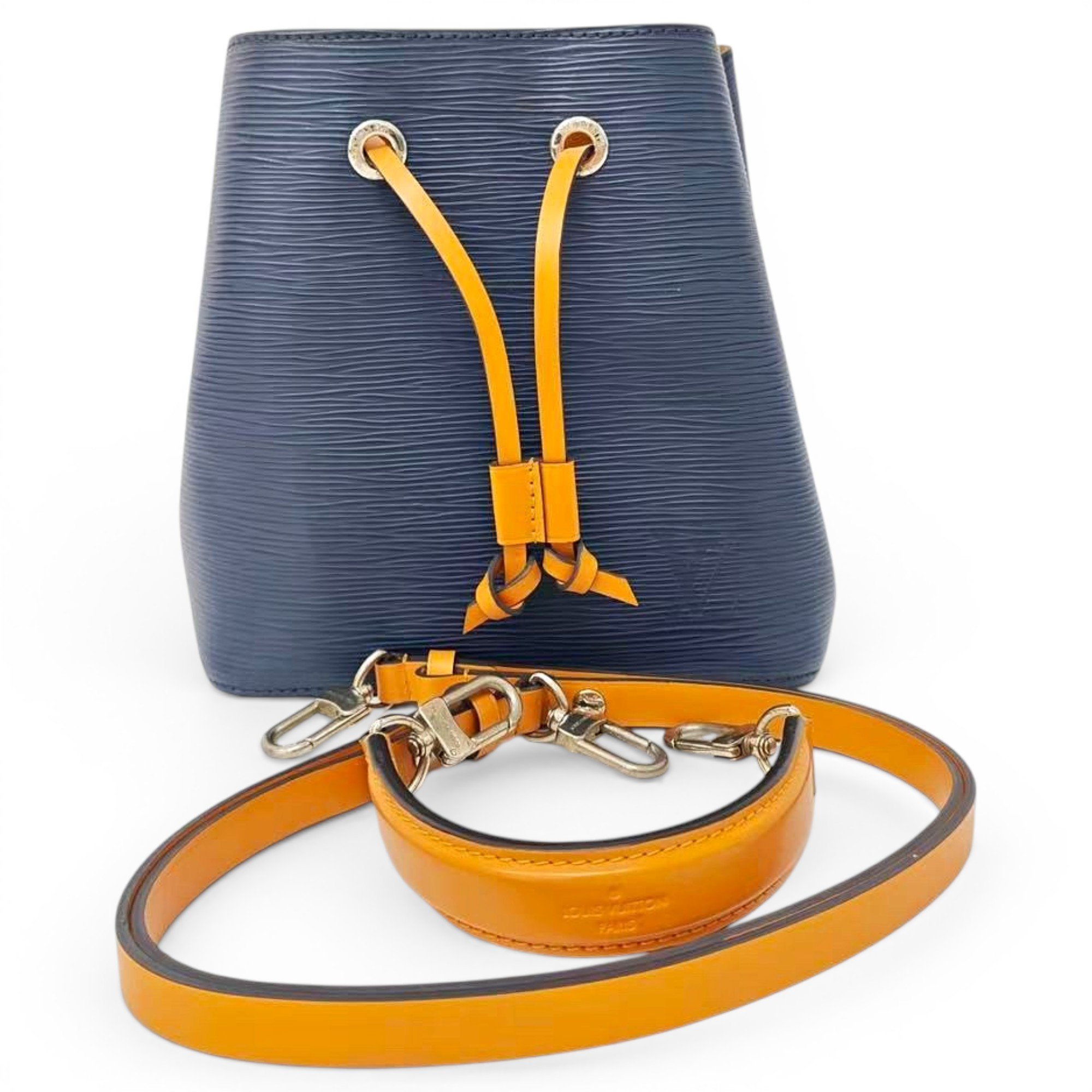 NéoNoé BB leather handbag