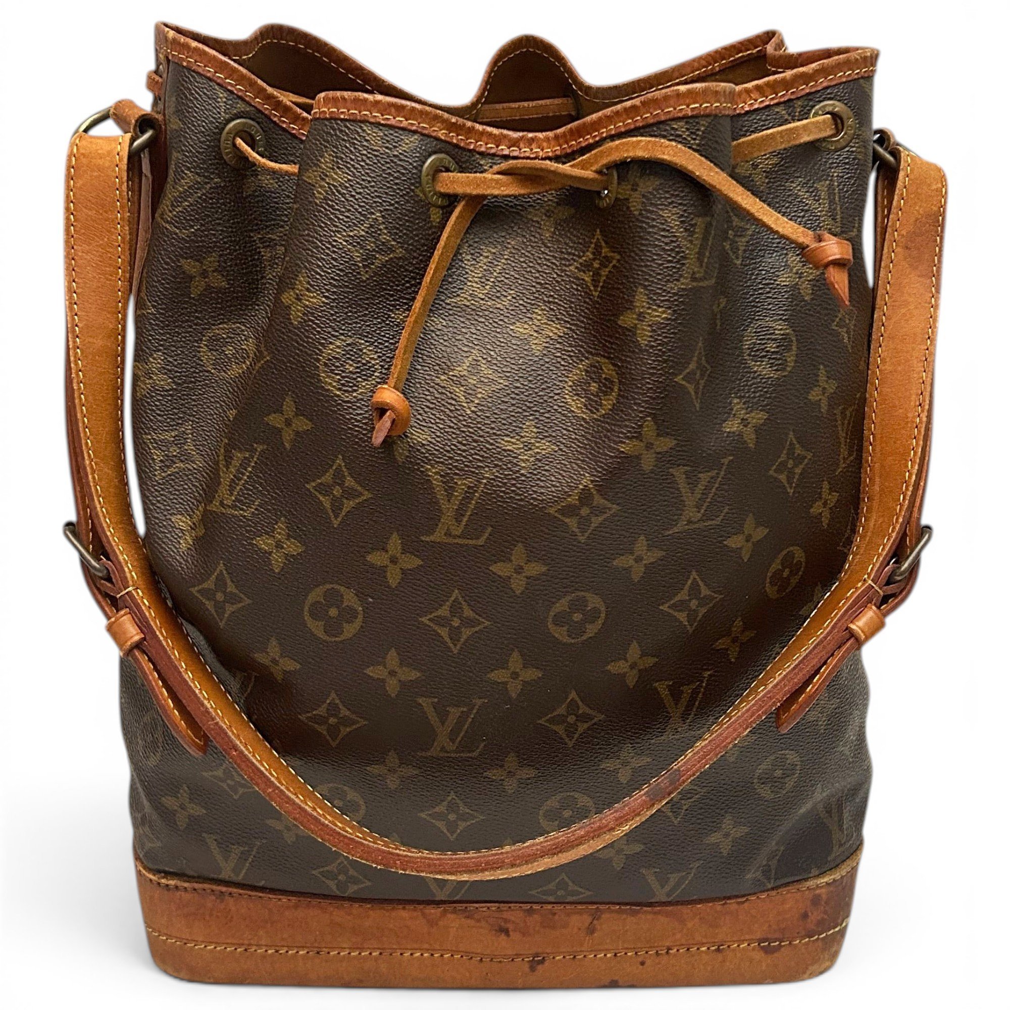 Louis Vuitton Noé leather handbag