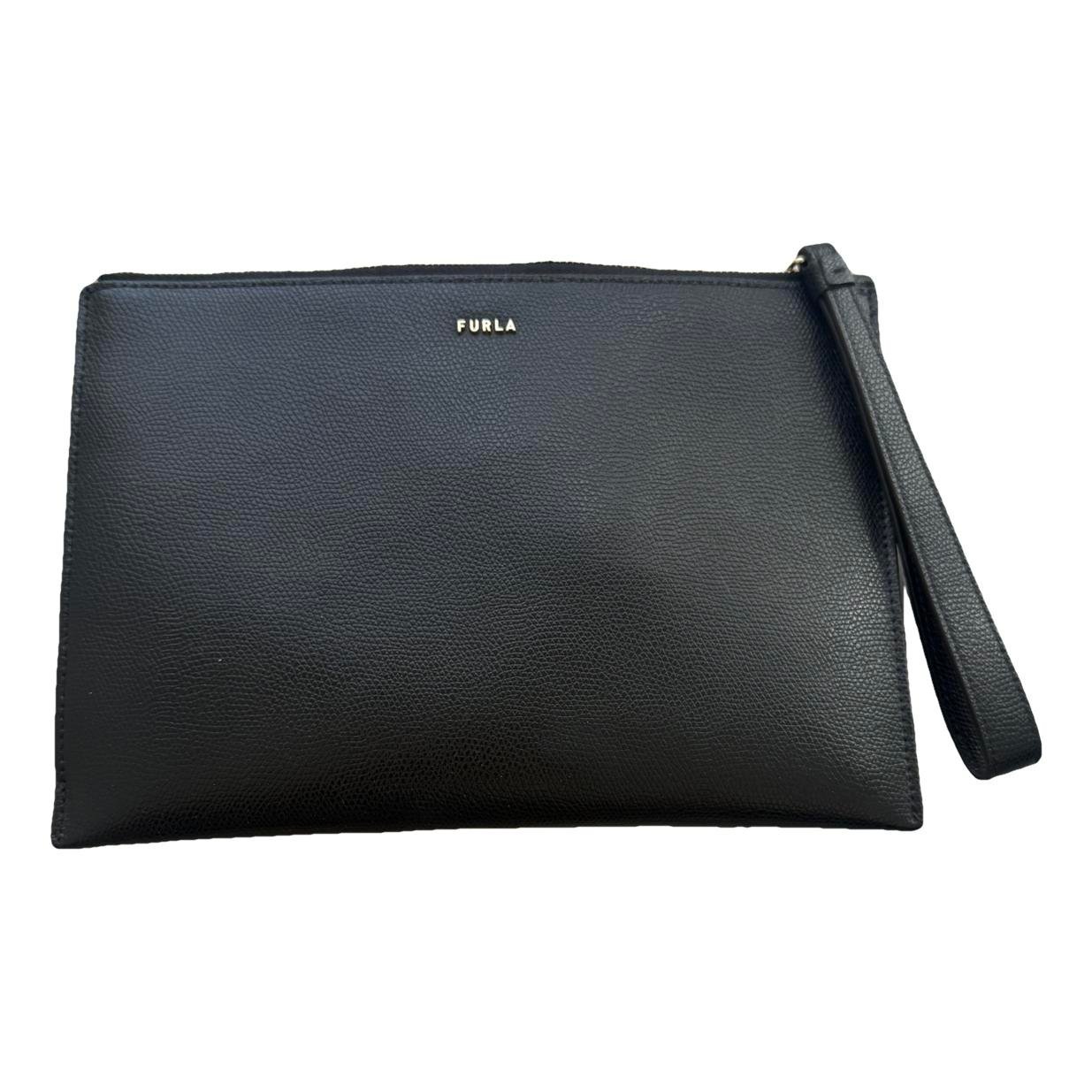 Leather clutch bag