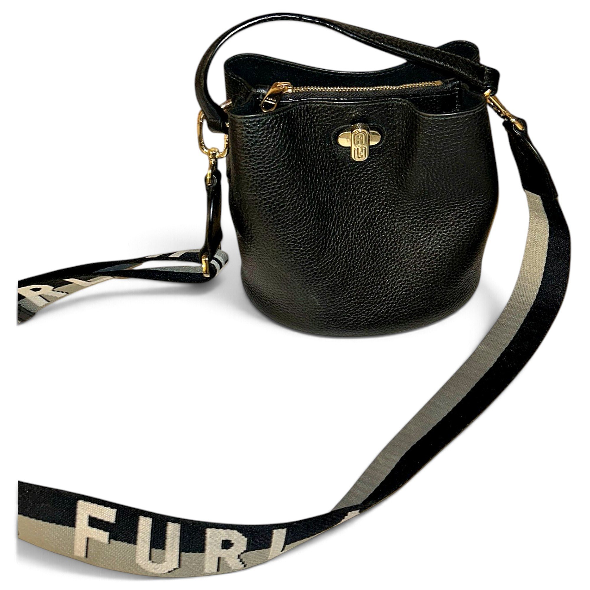 Leather crossbody bag