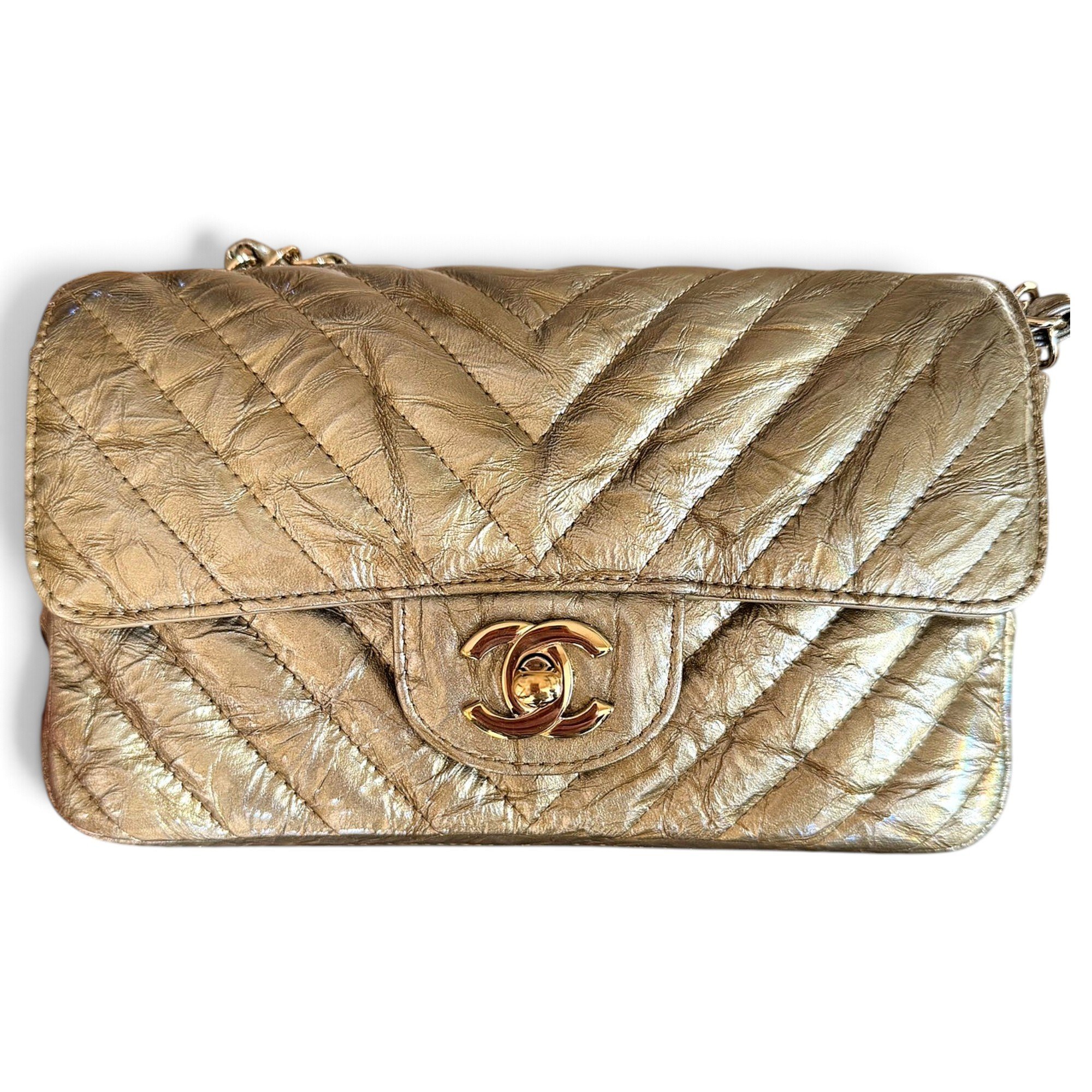 Chanel Timeless/Classique leather crossbody bag