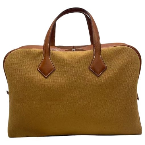 Victoria leather handbag