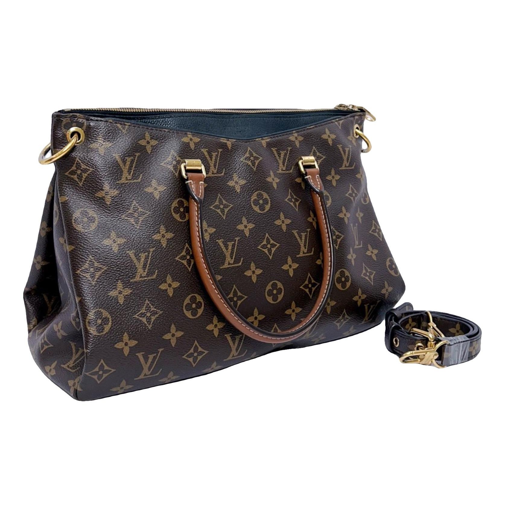 Pallas leather handbag