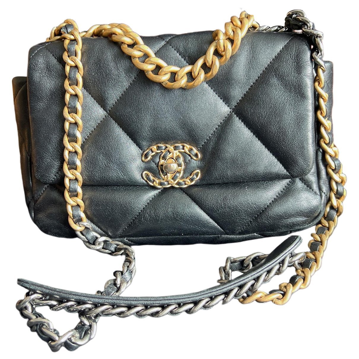 Chanel 19 leather handbag
