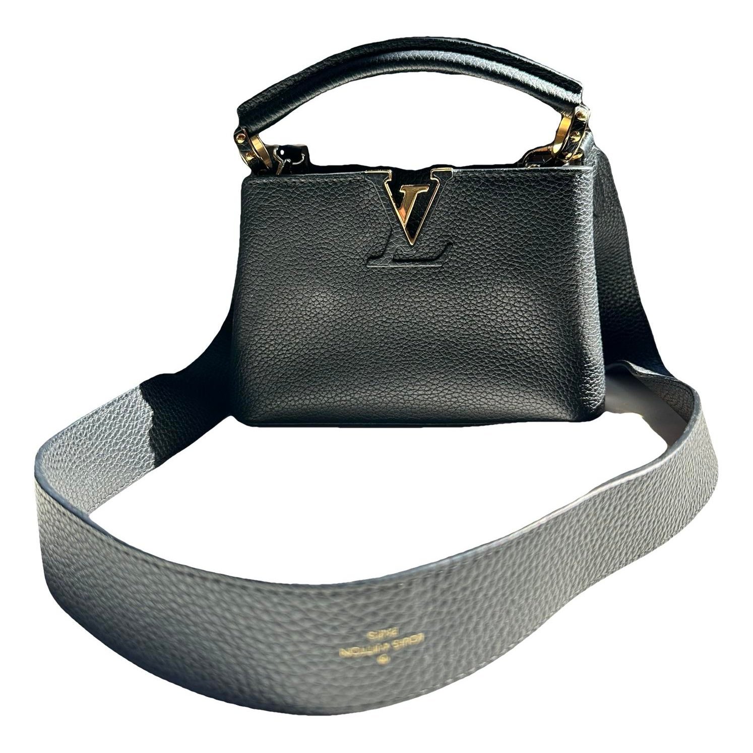 Capucines handbag