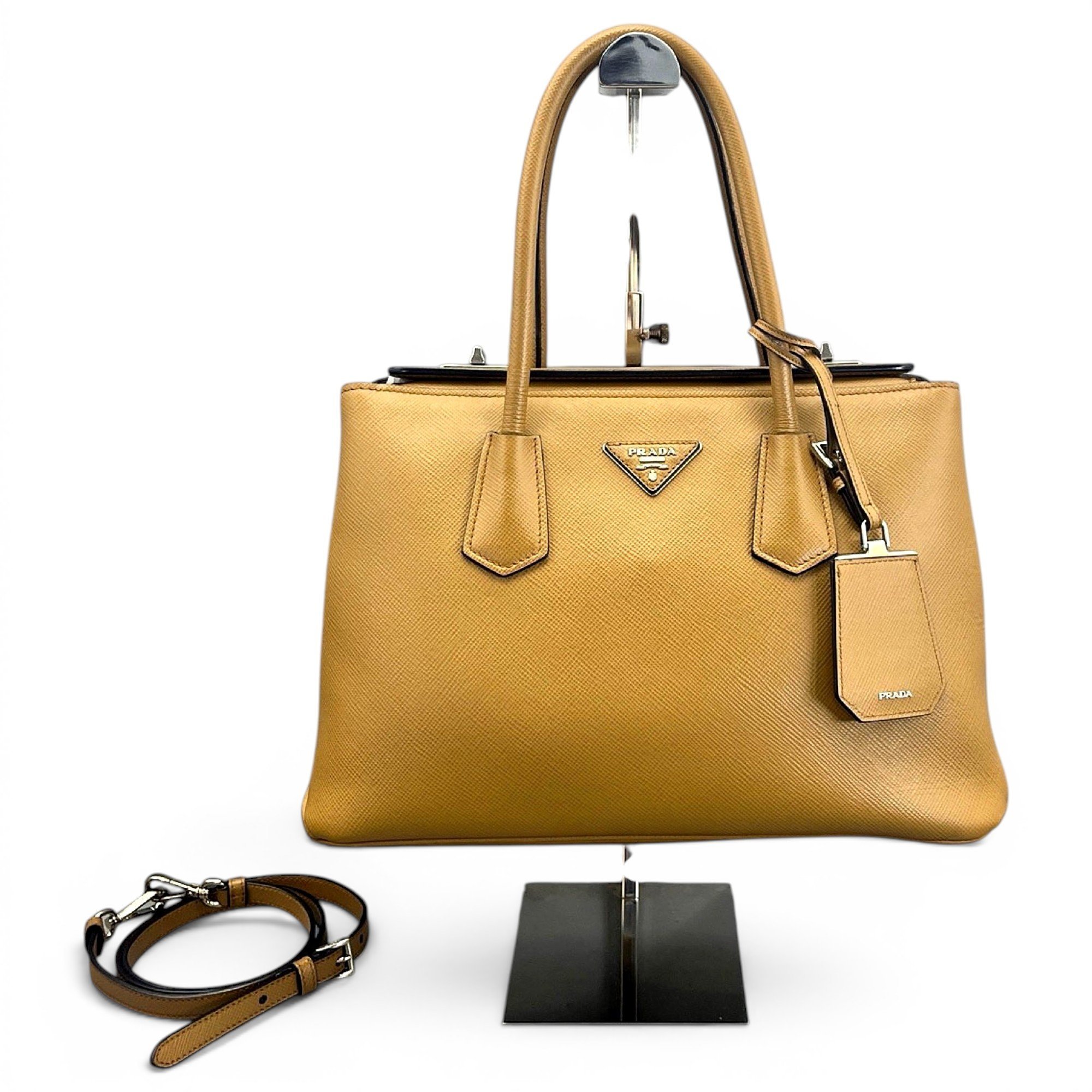 Leather tote