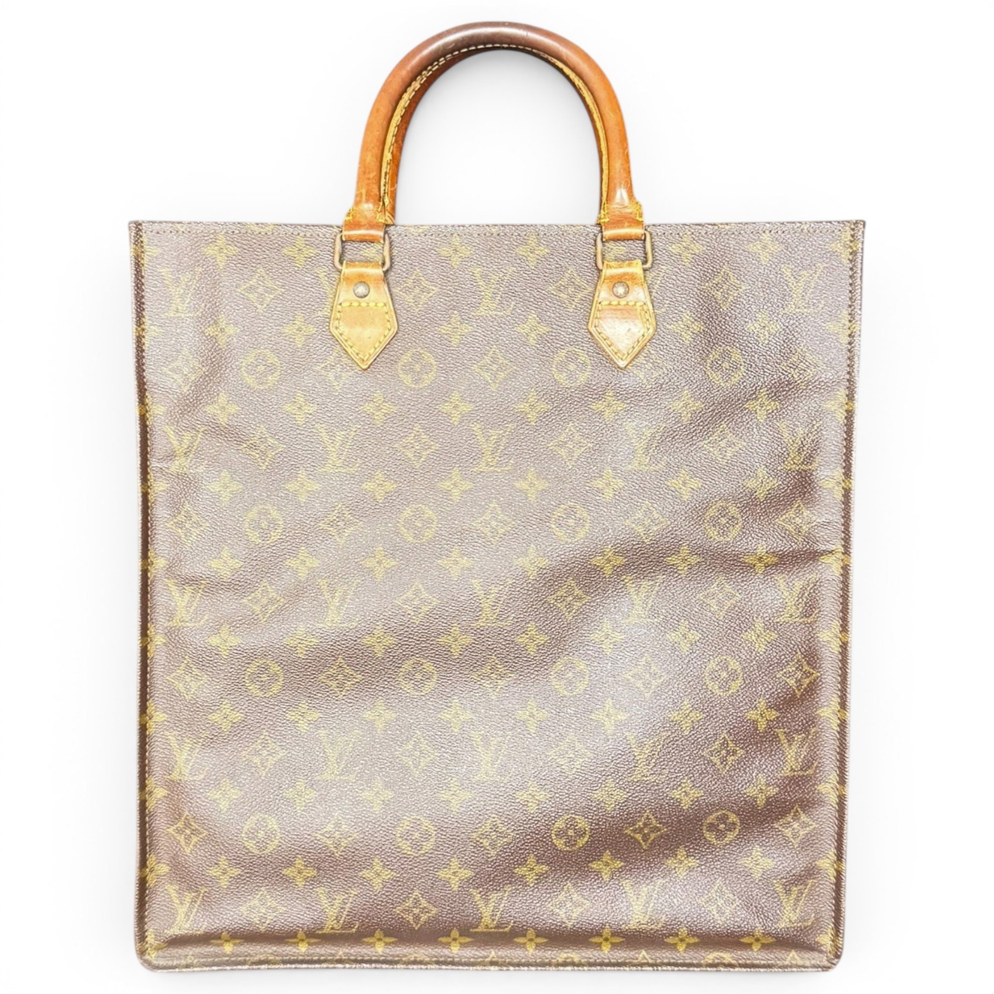 Plat leather handbag