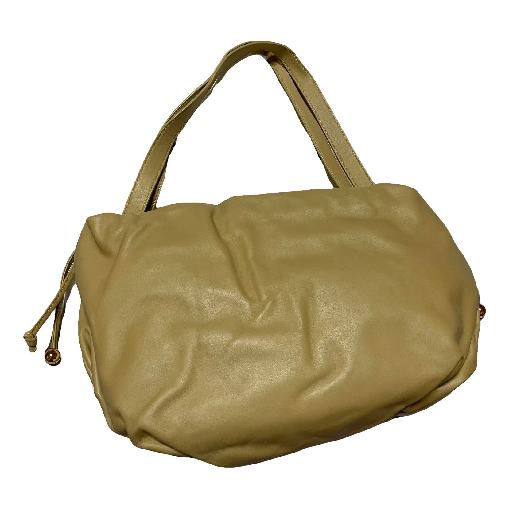 Bulb leather handbag
