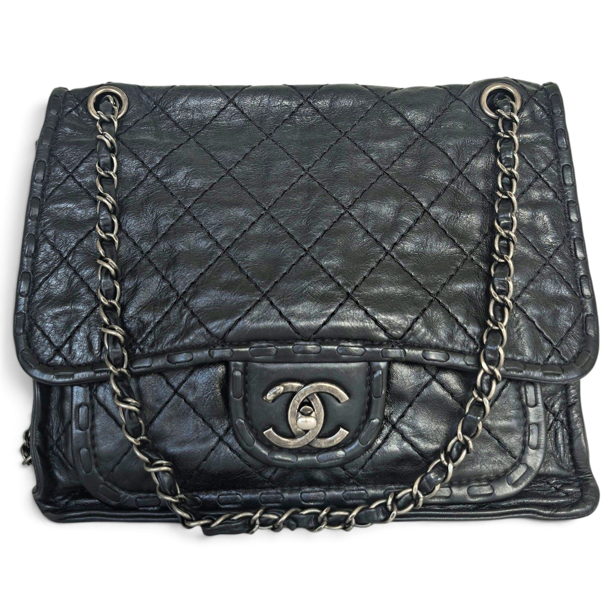 Timeless/Classique leather crossbody bag