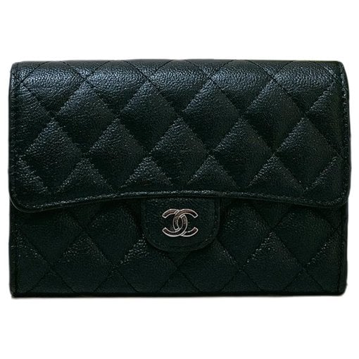 Patent leather clutch bag