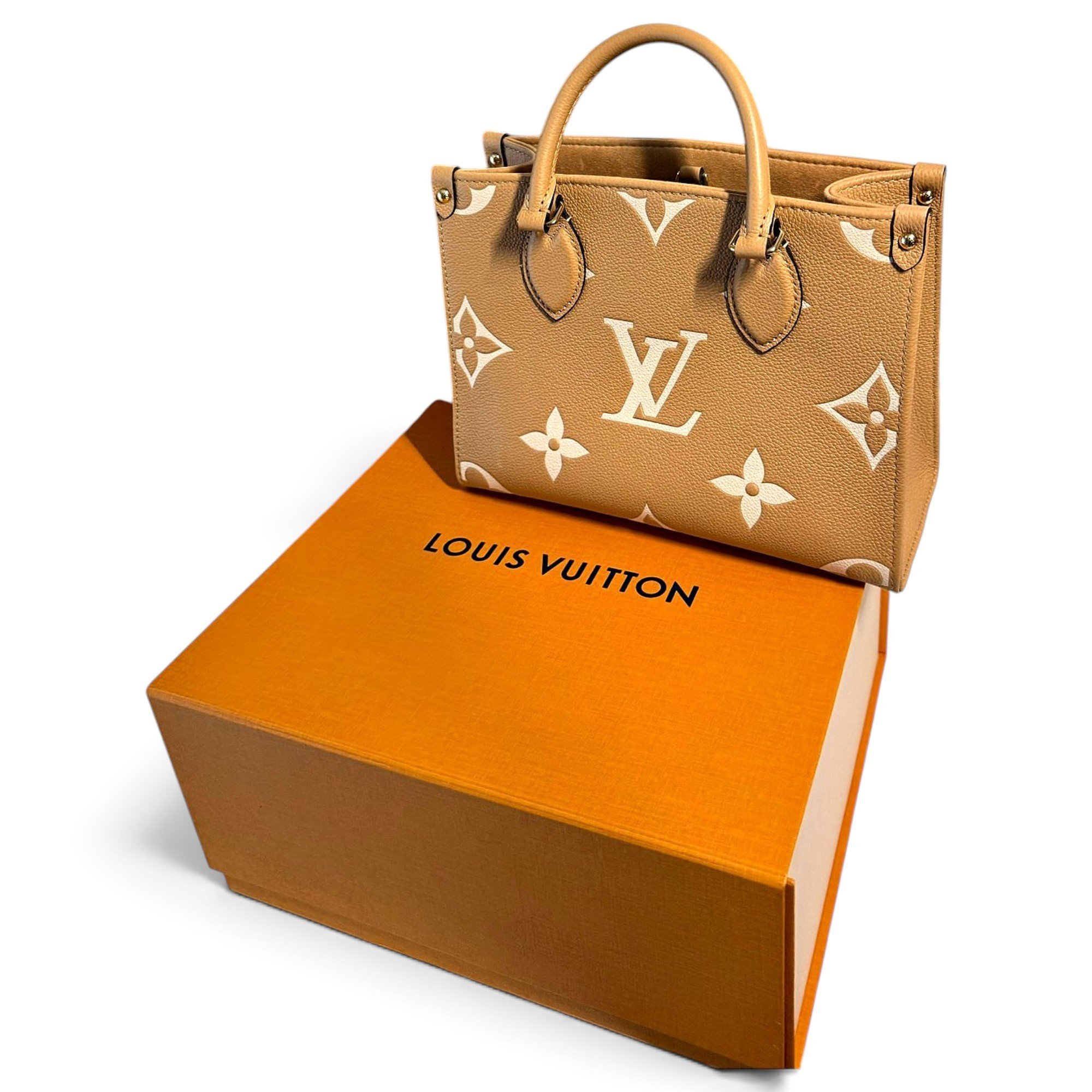 Onthego leather tote