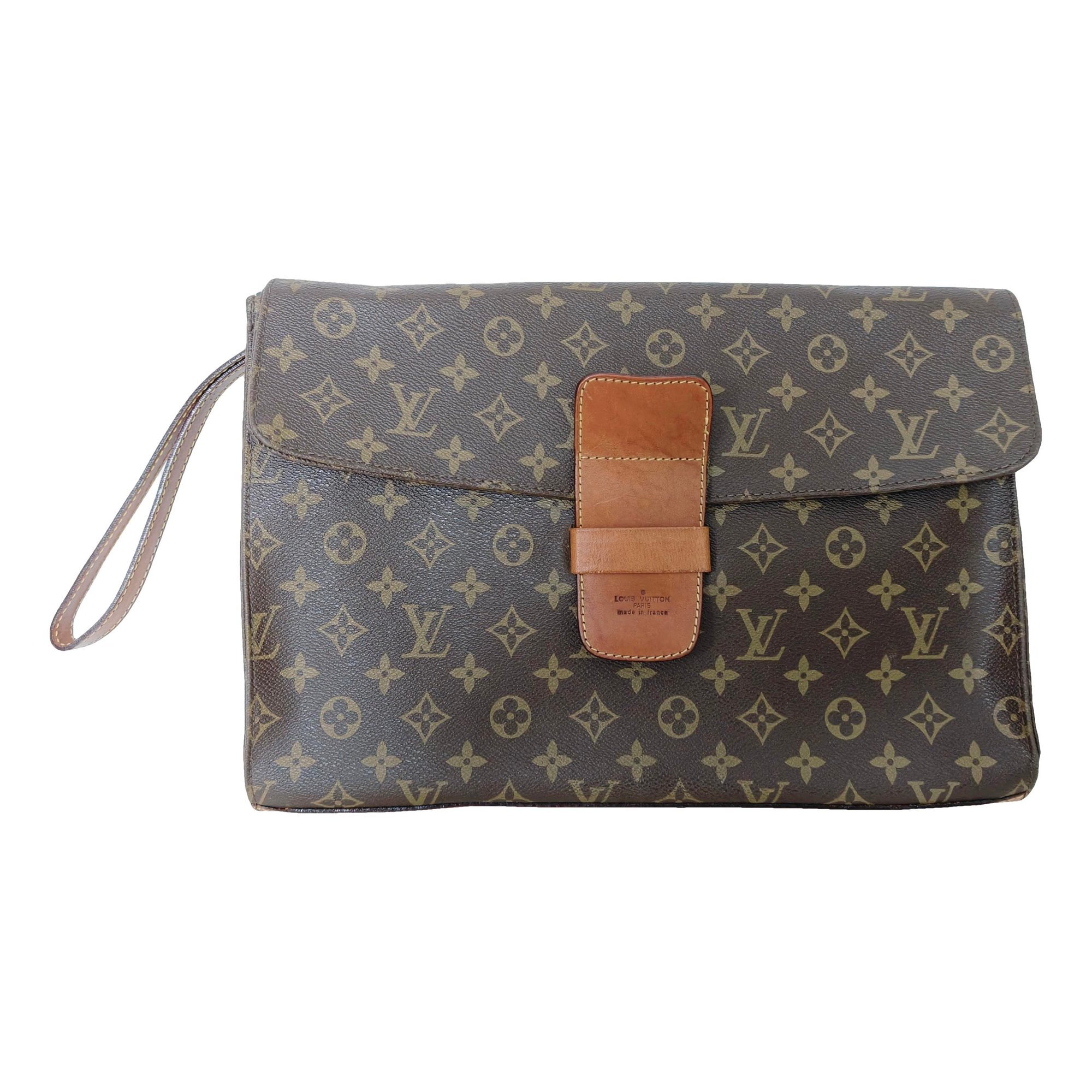Leather clutch bag