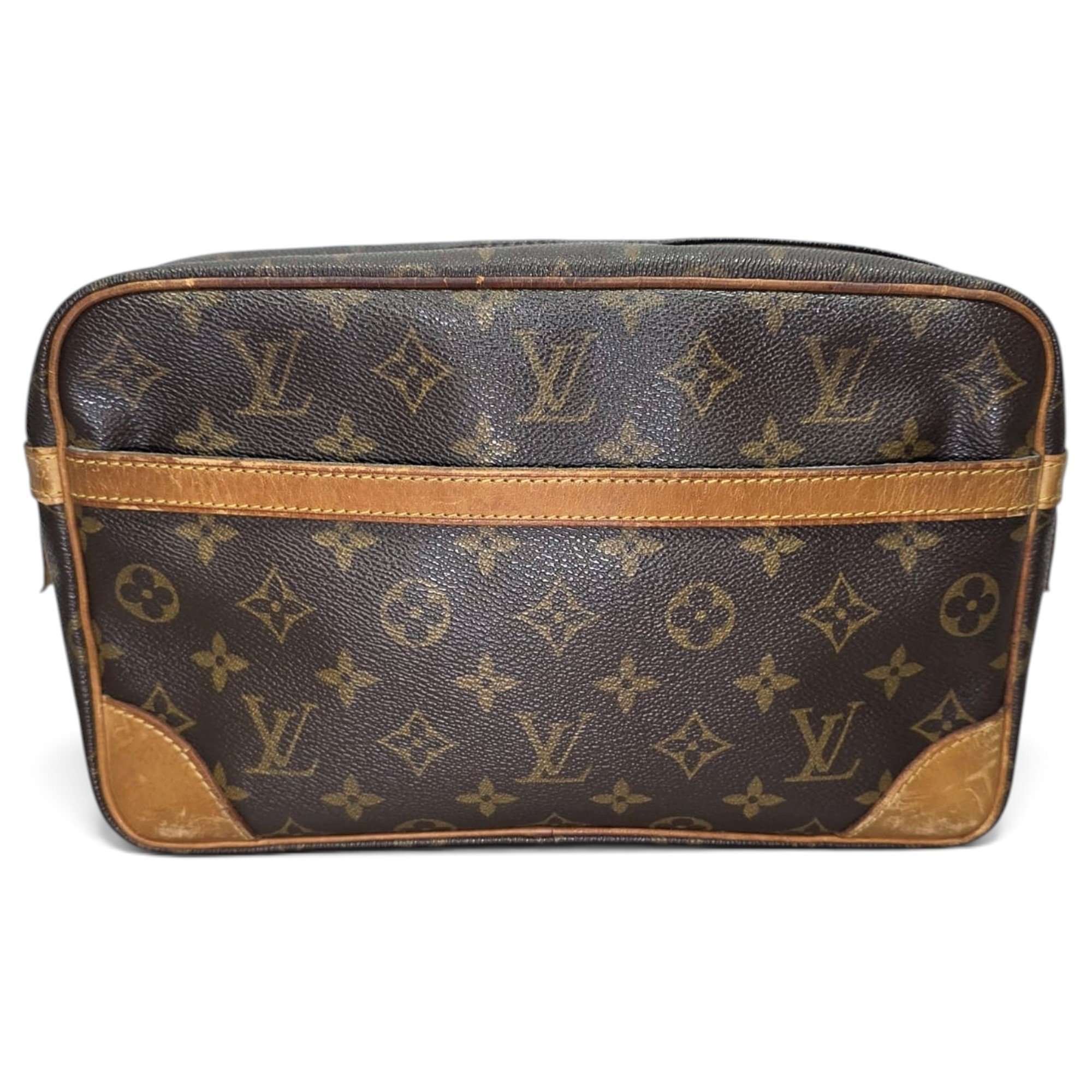 Leather clutch bag
