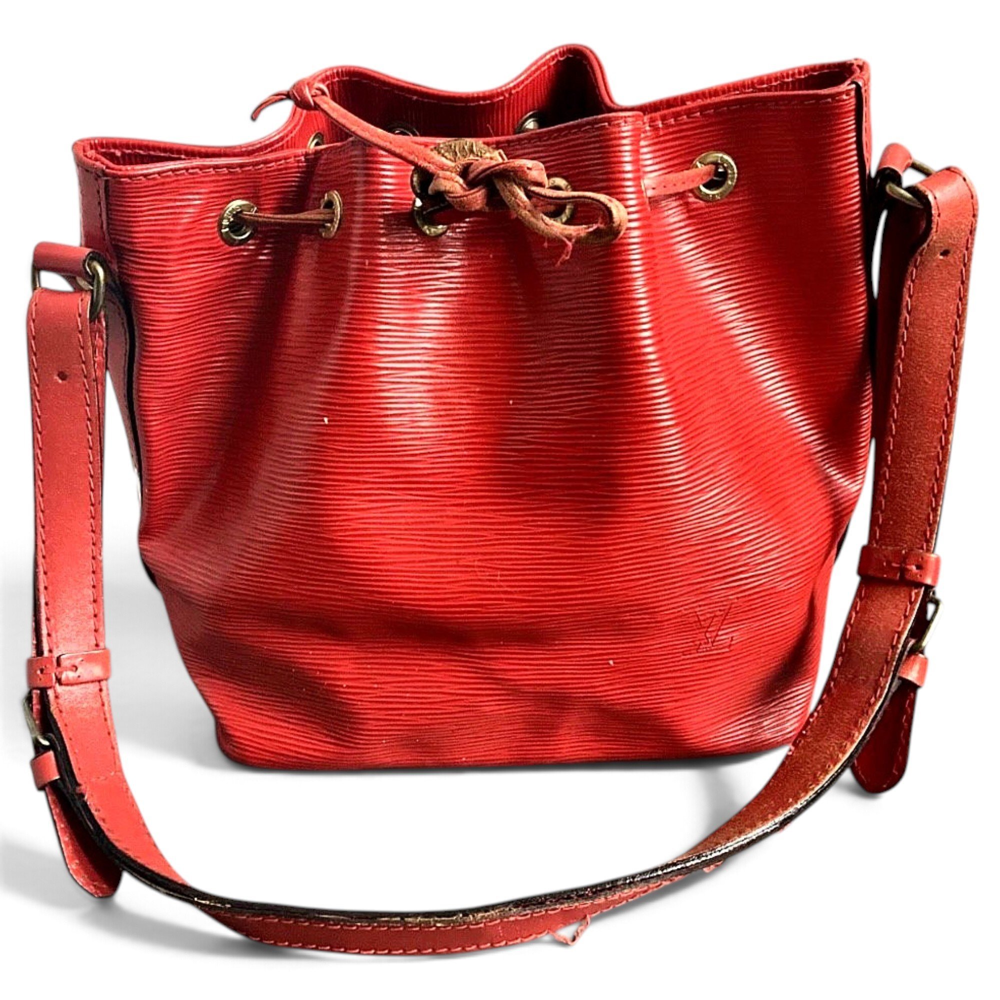 Noé leather handbag