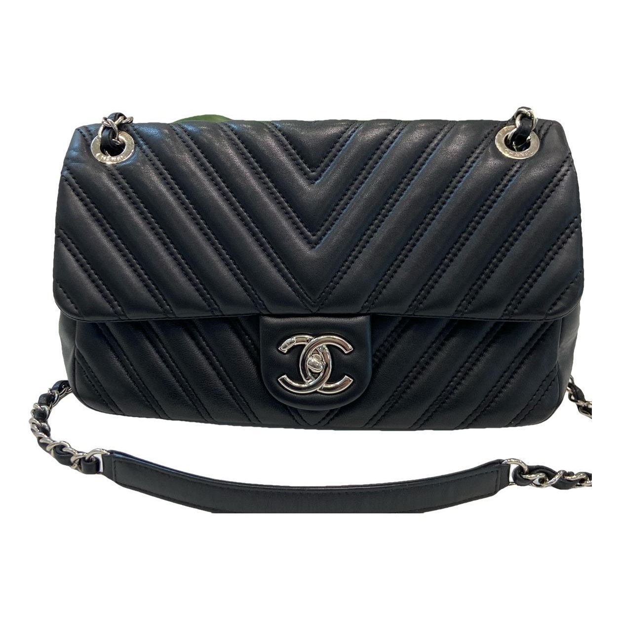 Timeless/Classique leather crossbody bag