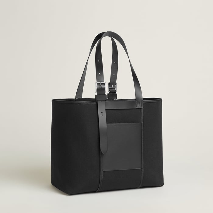 Noir Etriviere Pocket 35 Bag