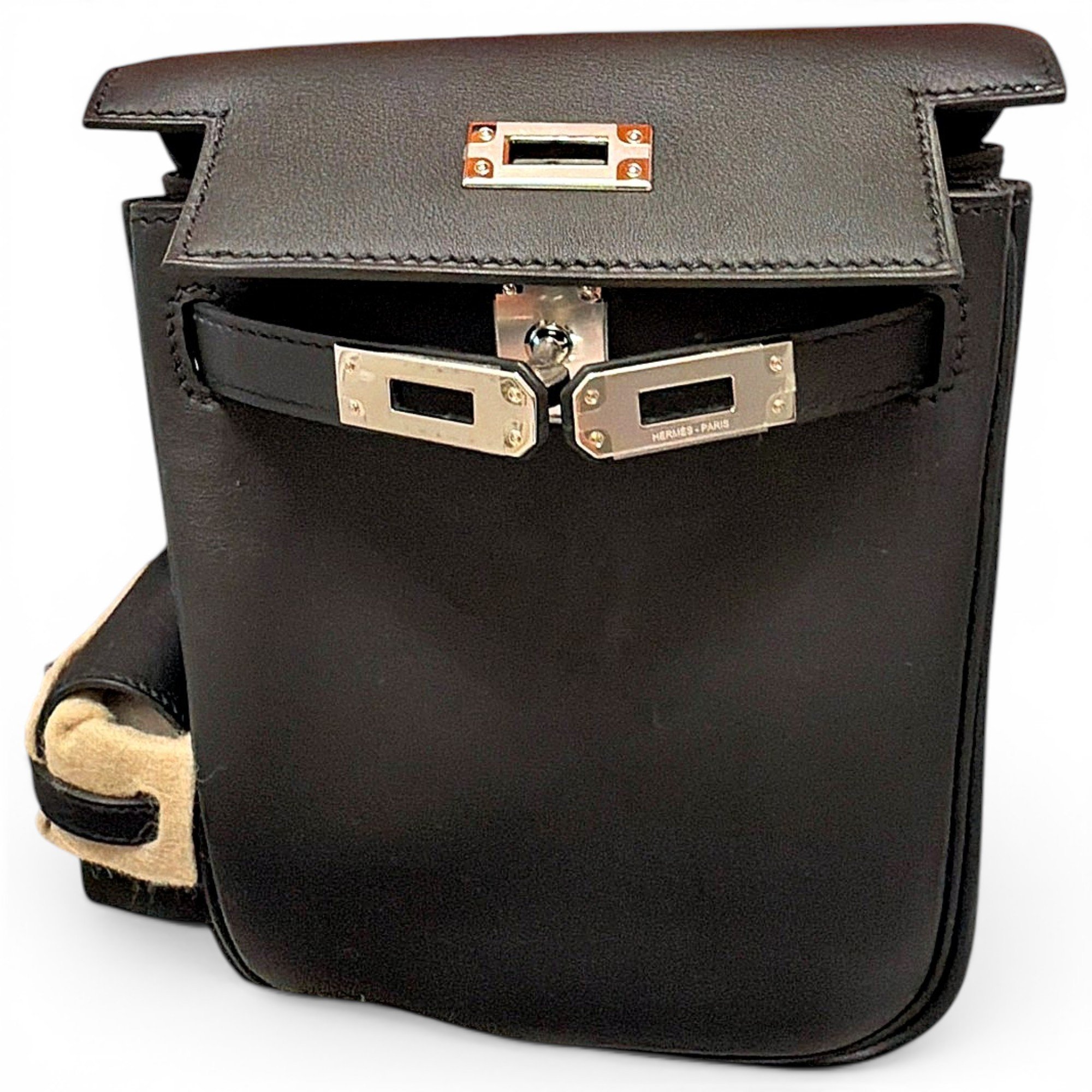 Leather bag