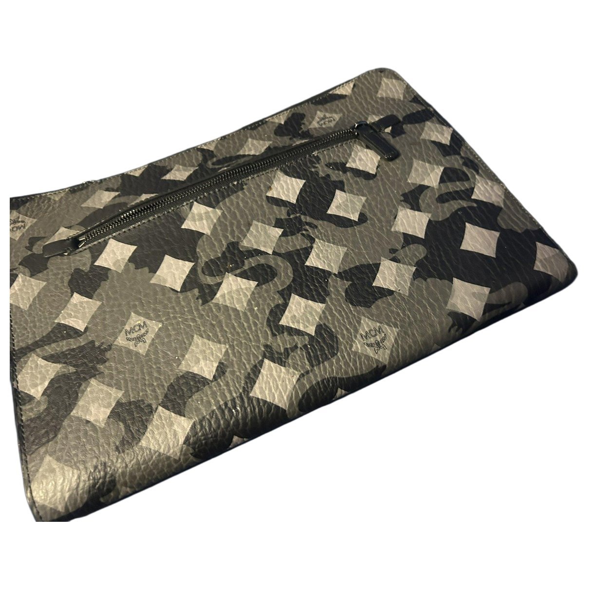 Leather clutch bag