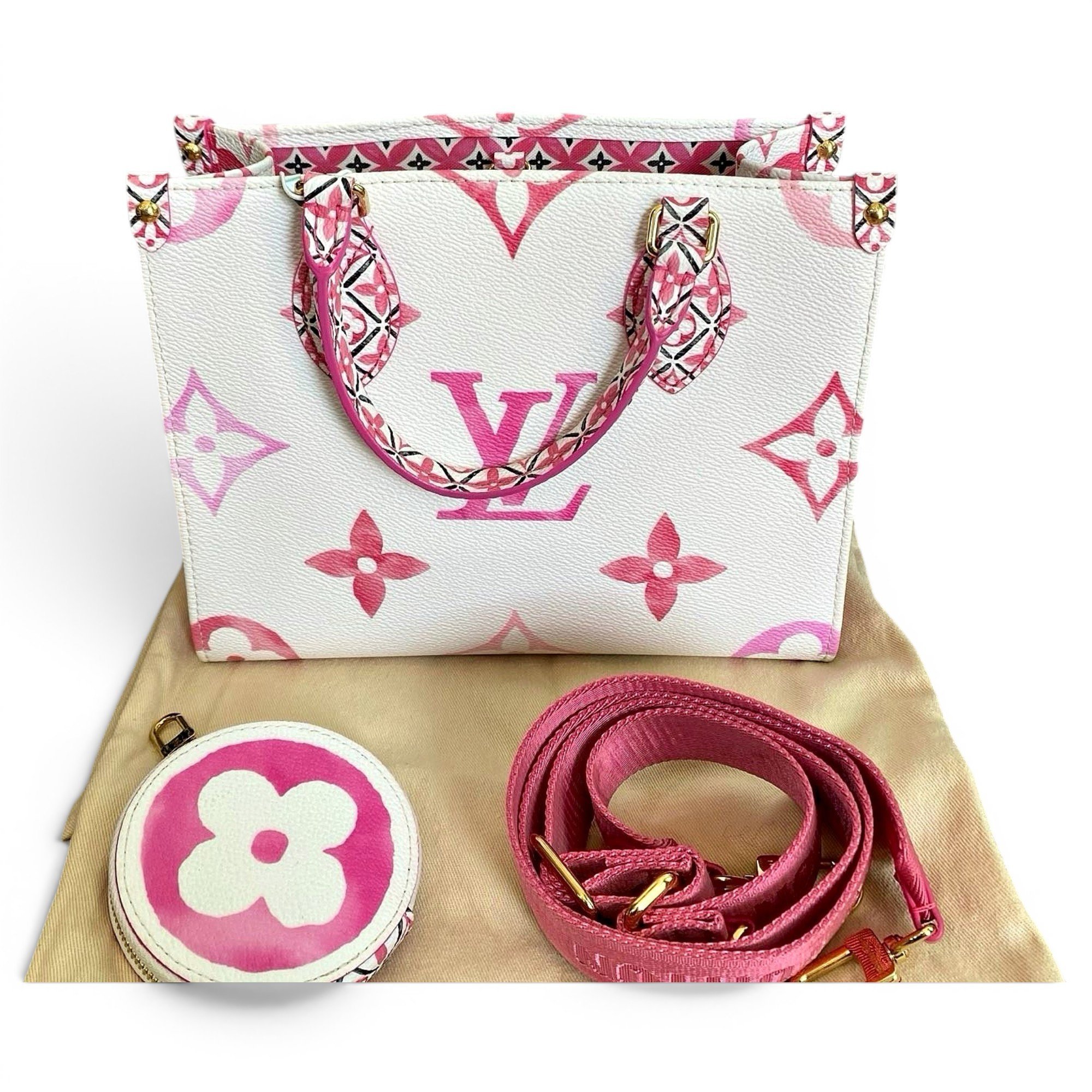 Onthego leather handbag