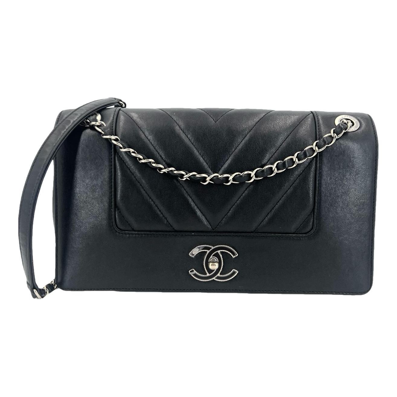 Timeless/Classique leather crossbody bag