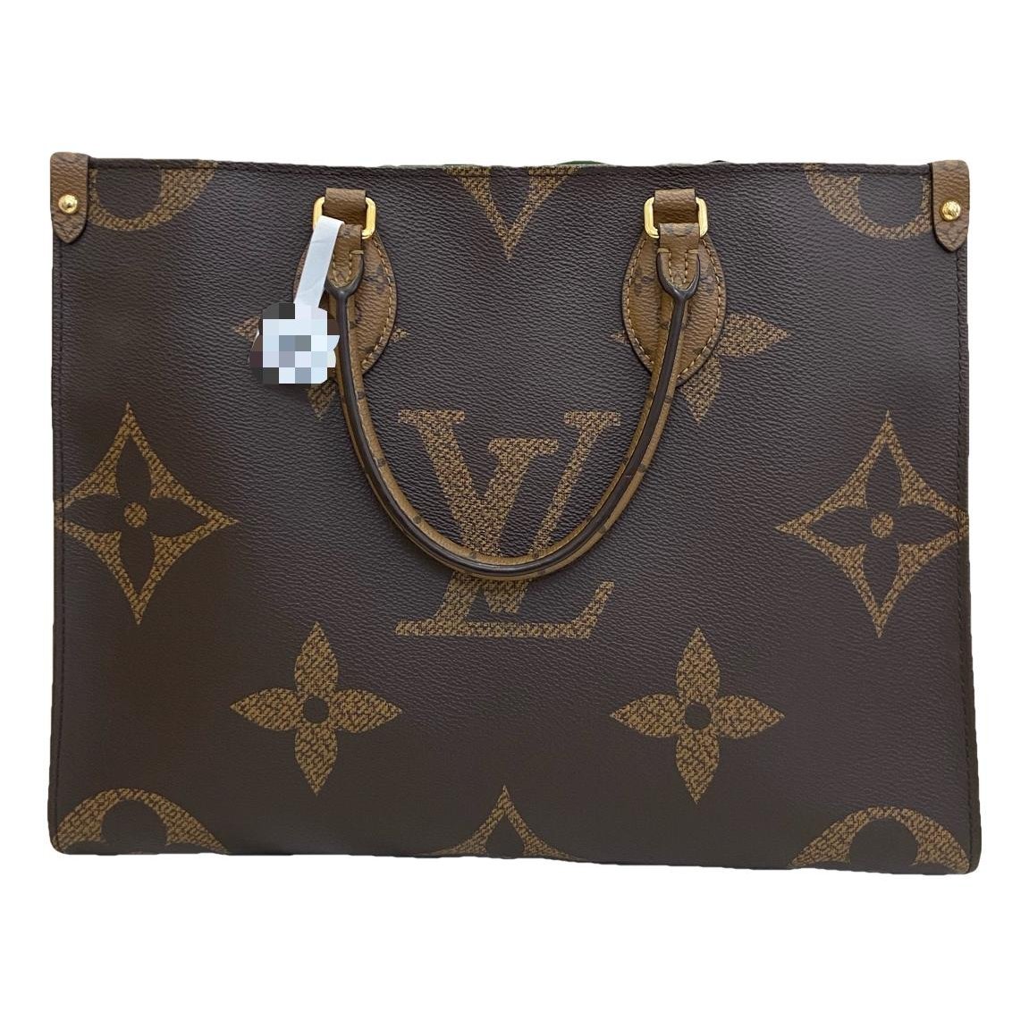 Onthego leather handbag