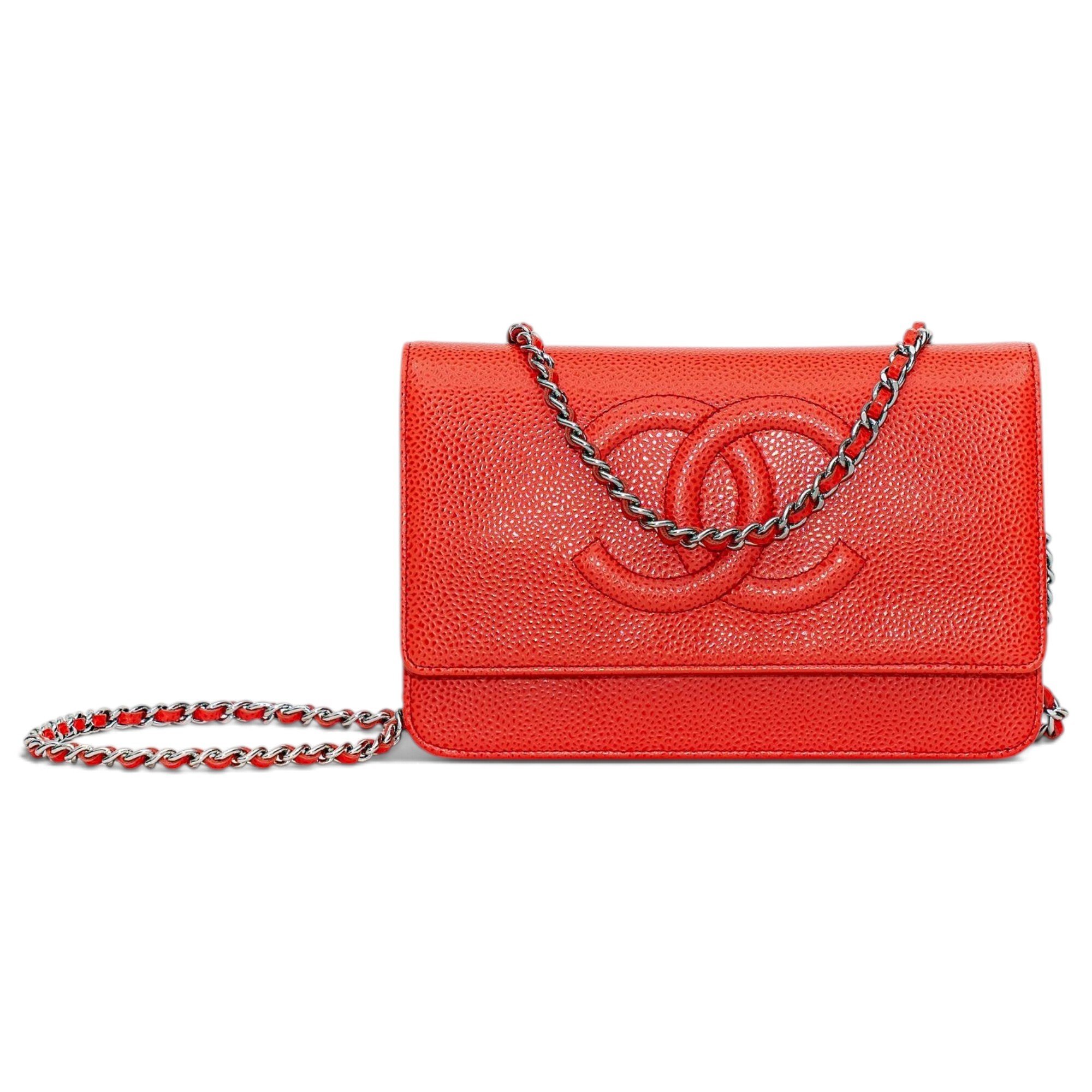 Wallet On Chain Double C leather crossbody bag