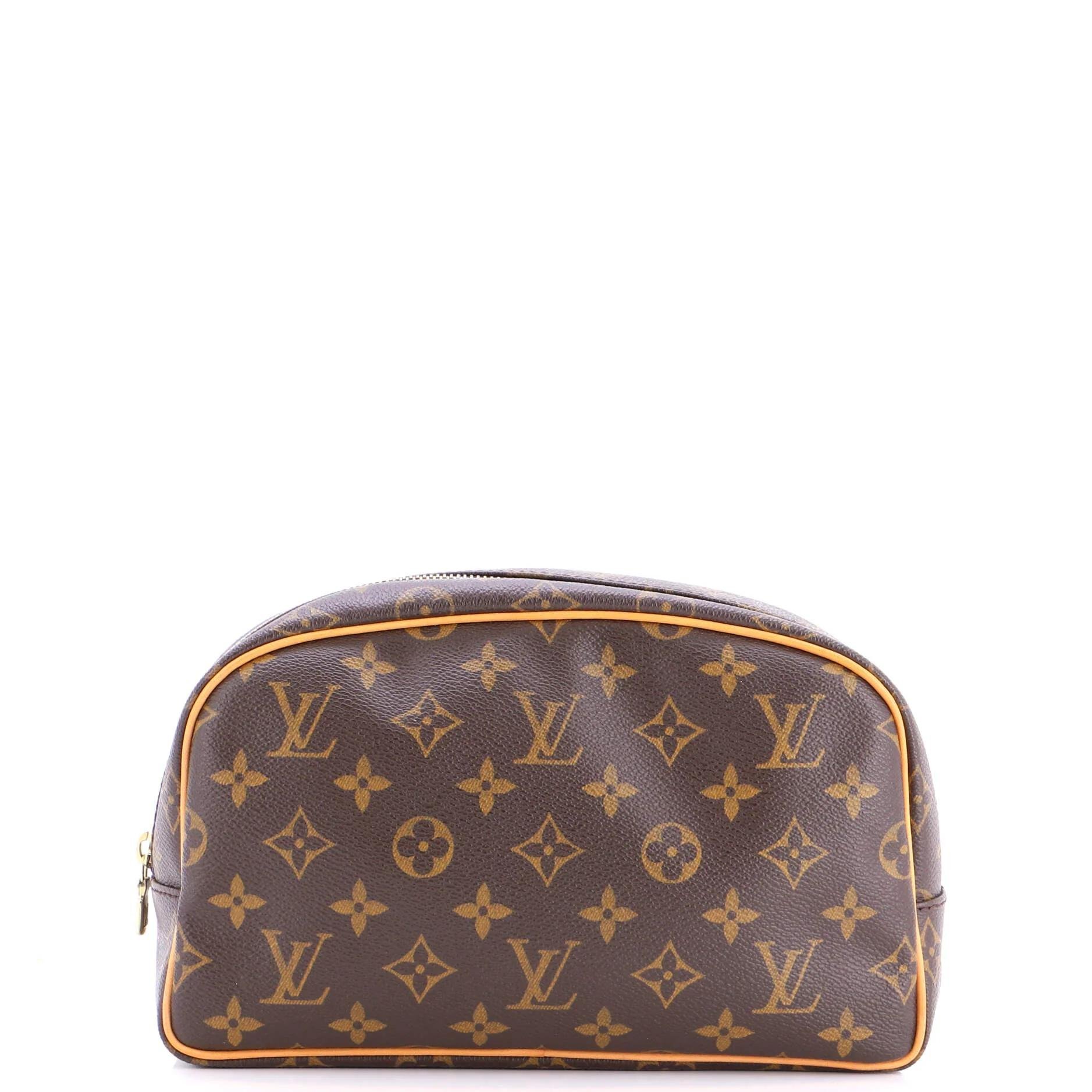 Cloth vanity case
