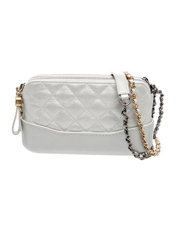 Gabrielle Clutch w/ Chain