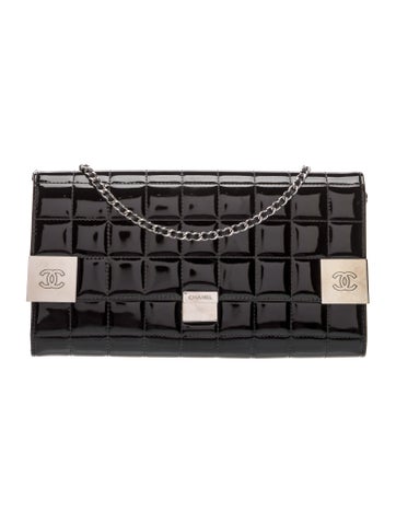 Square Quilt Clutch w/ Chain