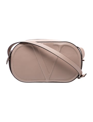 Signature Vlogo Walk Crossbody