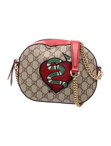 GG Supreme Shoulder Bag
