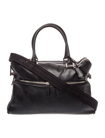 Gancio Shoulder Bag