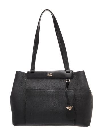 Signature Shoulder Bag