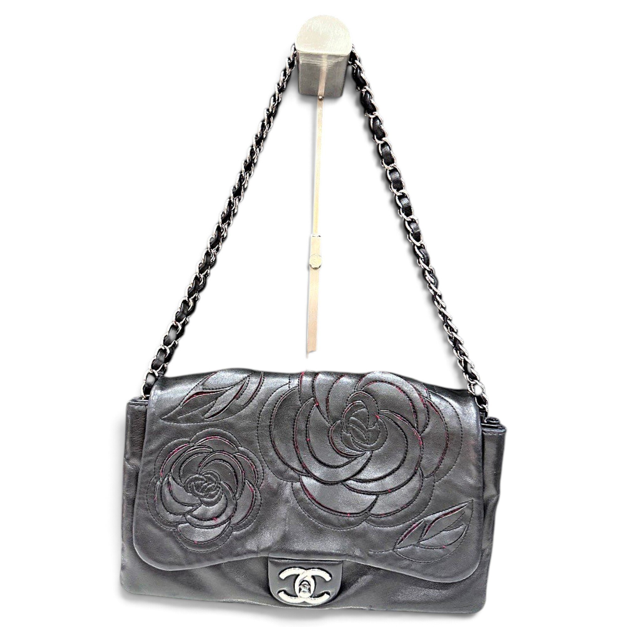 Timeless/Classique leather crossbody bag