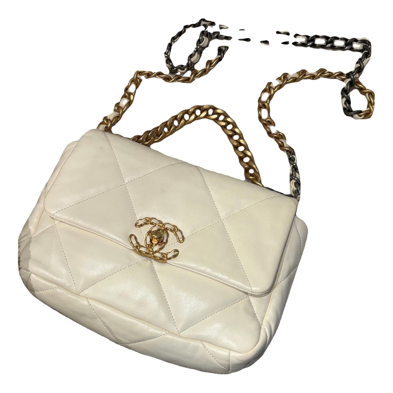 Chanel 19 leather handbag